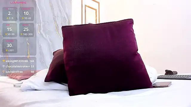 KylieGomeez online show from 02/21/25, 07:43