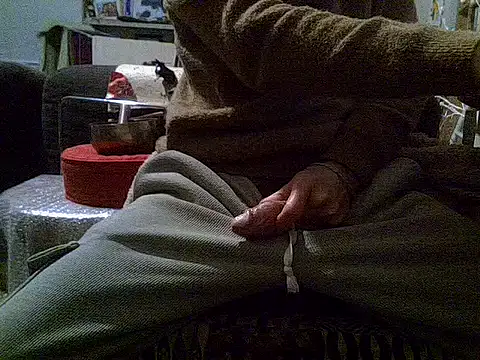 createur34 online show from 12/16/25, 08:25