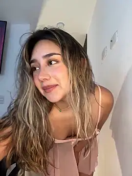 Hornyholly   online show from 03/07/25, 07:16