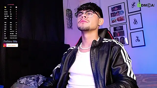 Snapshot of isaac-saenz chatting on 11/18/25, 10:25 isaac-saenz online show from 11/18/25, 10:25