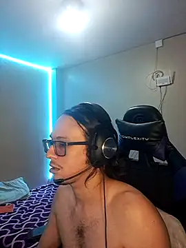 cholitohermoso online show from 02/22/25, 10:52