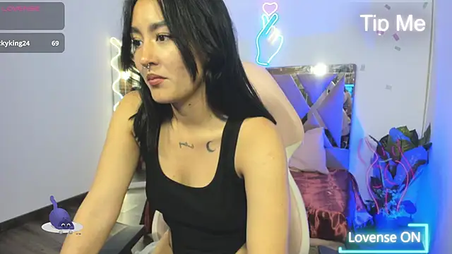 LUDO KITTY TAY online show from 02/25/25, 02:36