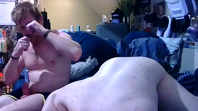 Sk00byJaXxX212 online show from 10/17/25, 07:33