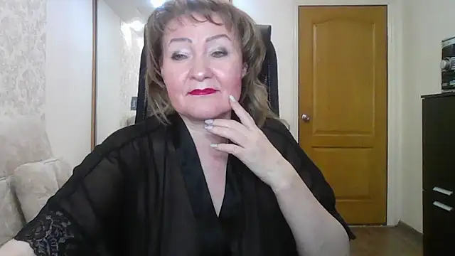 Snapshot of Victoria_secrets_ chatting on 02/13/25, 01:15 Victoria secrets online show from 02/13/25, 01:15