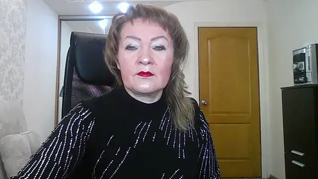 Snapshot of Victoria_secrets_ chatting on 02/15/25, 05:51 Victoria secrets online show from 02/15/25, 05:51