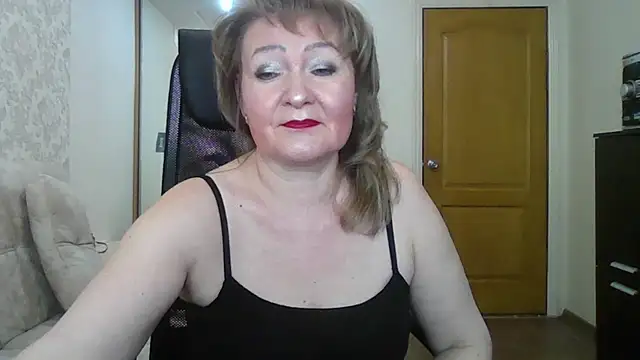 Snapshot of Victoria_secrets_ chatting on 02/20/25, 07:34 Victoria secrets online show from 02/20/25, 07:34