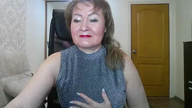 Snapshot of Victoria_secrets_ chatting on 02/28/25, 02:20 Victoria secrets online show from 02/28/25, 02:20