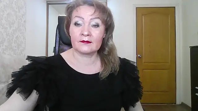 Snapshot of Victoria_secrets_ chatting on 03/07/25, 09:51 Victoria secrets online show from 03/07/25, 09:51