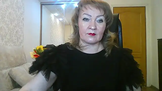 Snapshot of Victoria_secrets_ chatting on 03/22/25, 04:04 Victoria secrets online show from 03/22/25, 04:04