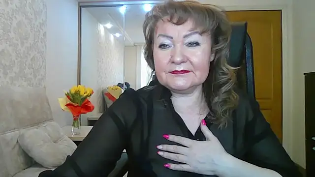 Snapshot of Victoria_secrets_ chatting on 03/23/25, 07:42 Victoria secrets online show from 03/23/25, 07:42