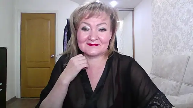 Snapshot of Victoria_secrets_ chatting on 09/08/25, 02:38 Victoria secrets online show from 09/08/25, 02:38