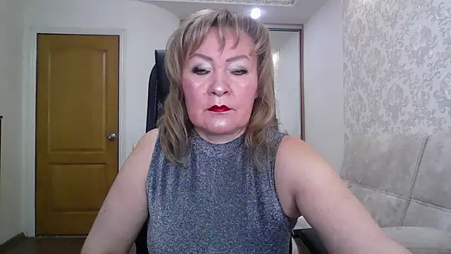 Snapshot of Victoria_secrets_ chatting on 09/11/25, 04:23 Victoria secrets online show from 09/11/25, 04:23