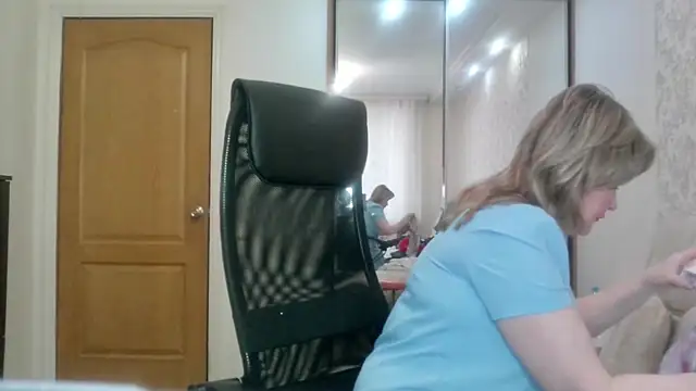 Victoria secrets  online show from 04/11/26, 04:50