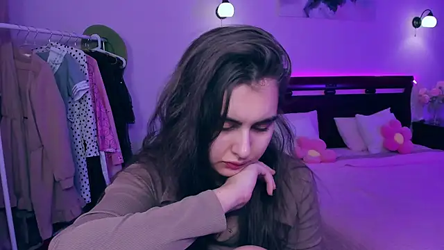 Snapshot of GabriellaMays chatting on 03/04/25, 08:13 GabriellaMays online show from 03/04/25, 08:13