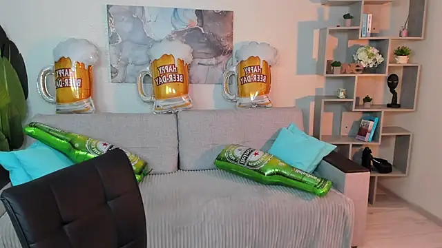 Snapshot of GabriellaMays chatting on 09/28/25, 05:13 GabriellaMays online show from 09/28/25, 05:13