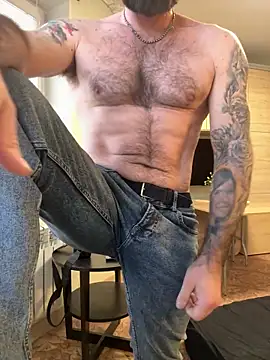 Snapshot of AlexFuck_79 chatting on 03/23/25, 06:26 AlexFuck 79 online show from 03/23/25, 06:26