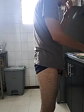 Snapshot of xXDavisXx chatting on 02/14/25, 02:23 xXDavisXx online show from 02/14/25, 02:23