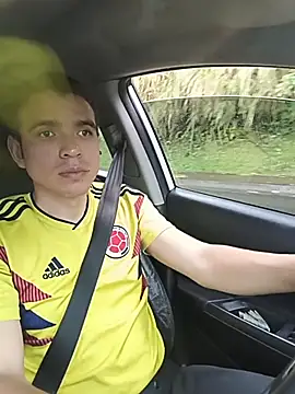 Snapshot of xXDavisXx chatting on 10/14/25, 08:09 xXDavisXx online show from 10/14/25, 08:09