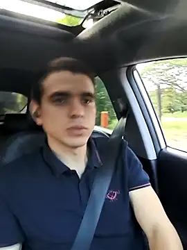 Snapshot of xXDavisXx chatting on 10/18/25, 10:21 xXDavisXx online show from 10/18/25, 10:21