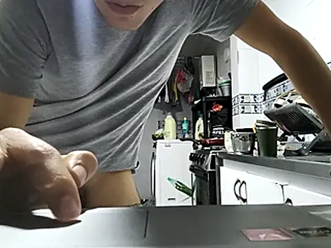 Snapshot of xXDavisXx chatting on 11/07/25, 03:17 xXDavisXx online show from 11/07/25, 03:17