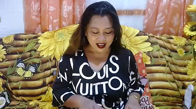 UrSweetClassyPinay online show from 12/08/24, 11:24