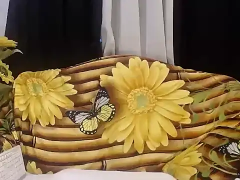 UrSweetClassyPinay online show from 04/17/26, 09:29