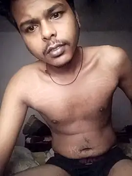 boyyouwant33 online show from 09/30/25, 08:52