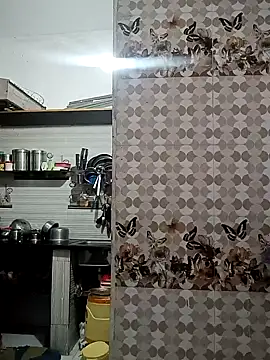 boyyouwant33 online show from 04/01/26, 08:26