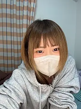 Snapshot of FUYU_rain chatting on 05/25/26, 02:06 FUYU rain online show from 05/25/26, 02:06