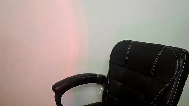 megancatluna online show from 02/18/26, 04:08