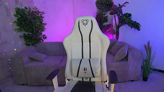 Layla Sweet  online show from 03/20/25, 07:46