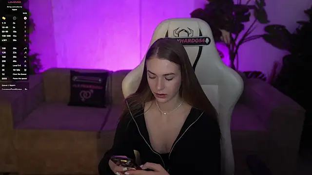 Layla Sweet  online show from 01/15/26, 07:28