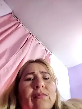 Guardianahot online show from 03/23/25, 02:48