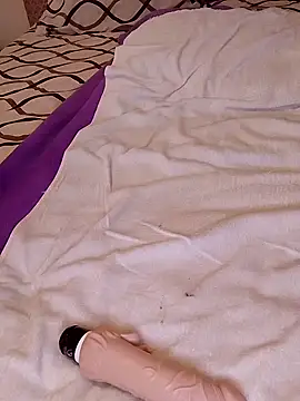 ChloeBab online show from 11/25/25, 06:13