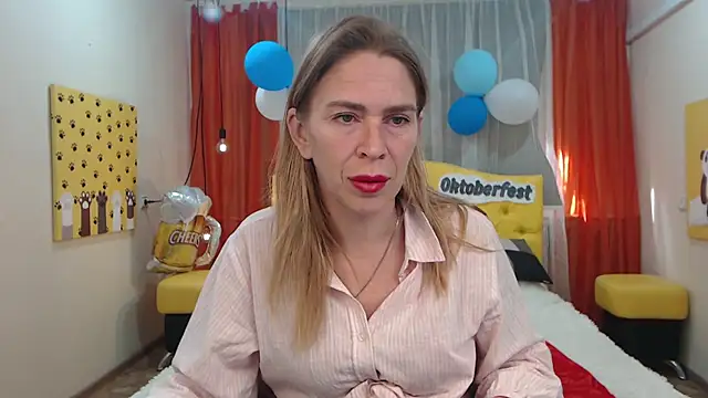 TessaDaybreak online show from 09/25/25, 06:28