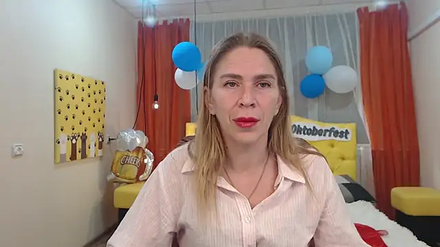 TessaDaybreak online show from 09/26/25, 06:28