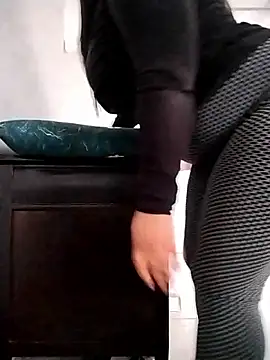 Dalou3a-69 online show from 02/05/26, 12:10