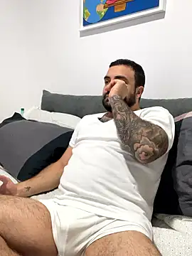 Snapshot of morfeoX chatting on 02/05/26, 01:27 morfeoX online show from 02/05/26, 01:27