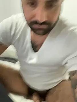 Snapshot of morfeoX chatting on 02/17/26, 10:23 morfeoX online show from 02/17/26, 10:23