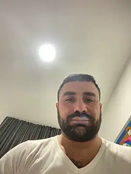 Snapshot of morfeoX chatting on 02/19/26, 10:11 morfeoX online show from 02/19/26, 10:11