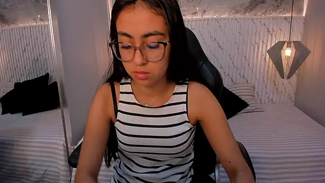 lucelly 15 online show from 03/14/25, 11:45