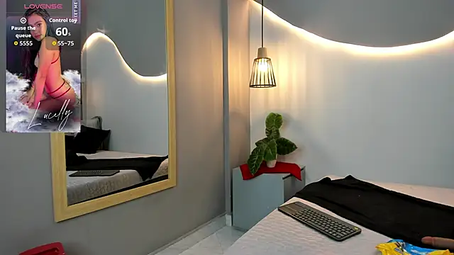 lucelly 15 online show from 09/11/25, 11:54