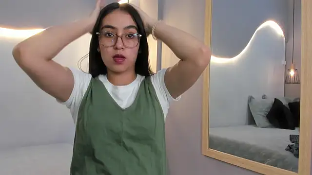 lucelly 15 online show from 01/13/26, 11:48