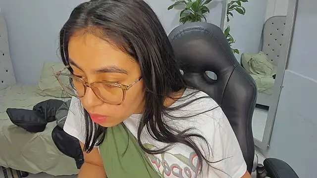 lucelly 15 online show from 03/09/26, 11:47
