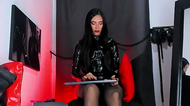 Snapshot of Aleshkastone chatting on 11/04/25, 09:58 Aleshkastone online show from 11/04/25, 09:58