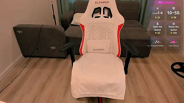 Snapshot of Demonic_Angel_ chatting on 09/21/25, 03:41 Demonic Angel online show from 09/21/25, 03:41