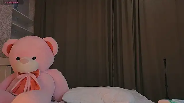 Demonic Angel  online show from 01/09/26, 01:14