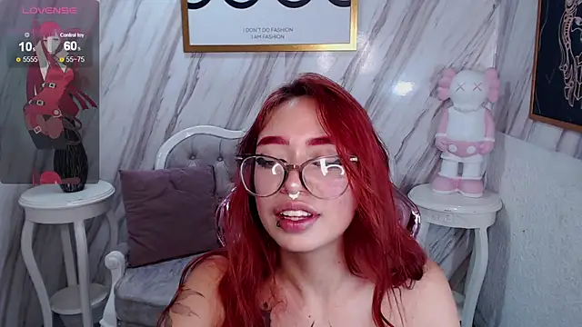 Snapshot of Anni_acker_b chatting on 03/10/25, 10:45 Anni acker b online show from 03/10/25, 10:45