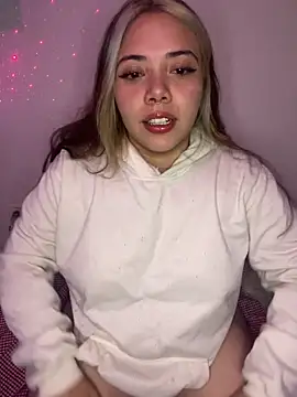 Snapshot of _ivyginger chatting on 02/03/26, 04:54 ivyginger online show from 02/03/26, 04:54