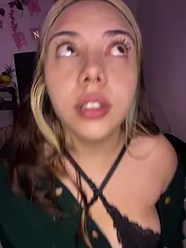 Snapshot of _ivyginger chatting on 02/08/26, 10:57 ivyginger online show from 02/08/26, 10:57